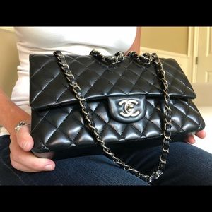 CHANEL vintage quilted classic large bag